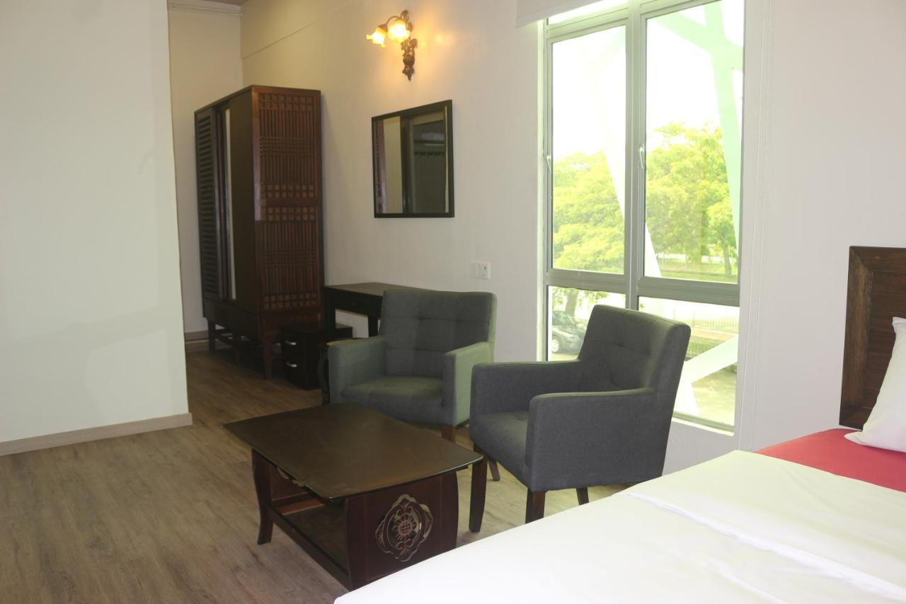 Blue Eyes Hotel Kepala Batas  Zewnętrze zdjęcie