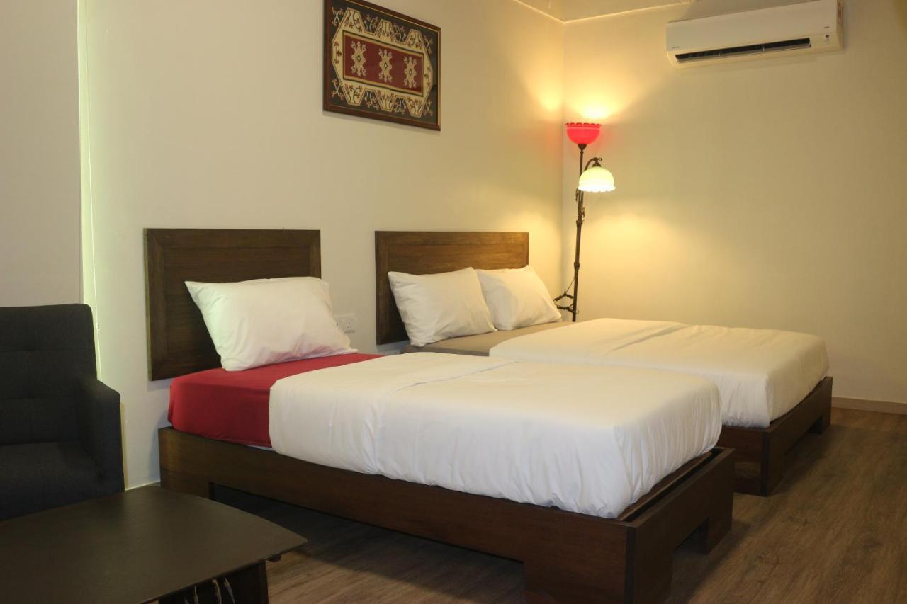 Blue Eyes Hotel Kepala Batas  Zewnętrze zdjęcie